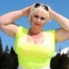 Heisse Bifotze mit geilen Naturtitten |Sexanzeige sie-sucht Heisse Bifotze mit geilen Naturtitten |Sexanzeige sie-sucht
